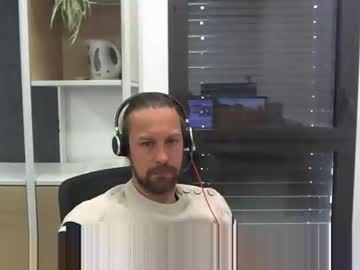 Moi9876543210 April 22, 2025 Chaturbate stream image