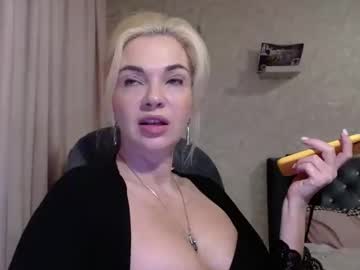Luciasnowy April 22, 2025 Chaturbate stream image