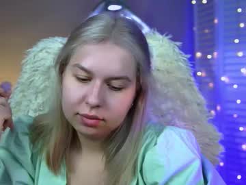 Tinatayler April 22, 2025 Chaturbate stream image