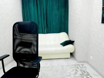 Vivianlirei stream photo from April 22, 2025