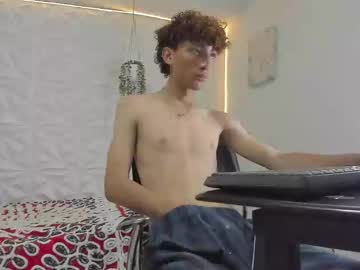 Darkknightx01 April 22, 2025 Chaturbate stream image