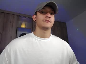 Alexandrolovee April 22, 2025 Chaturbate stream image