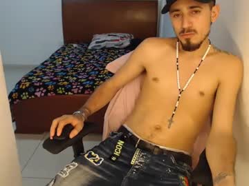 Jesus977 April 22, 2025 Chaturbate stream image