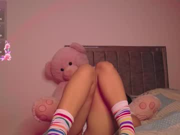 Holly_16 April 23, 2025 Chaturbate stream image