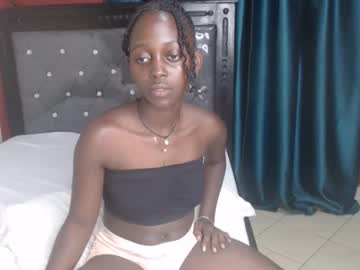 Hornybella4 April 23, 2025 Chaturbate stream image
