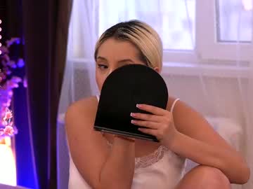 Victoriamorrone April 23, 2025 Chaturbate stream image