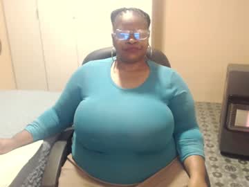 Sweetnoziexxx April 23, 2025 Chaturbate stream image