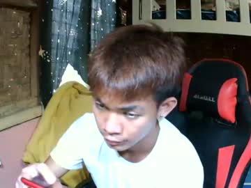Urhotpinoy_Izaac April 23, 2025 Chaturbate stream image