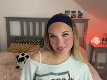 Vicidreamm April 23, 2025 Chaturbate stream image