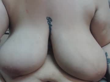 Couple_Milk_R April 23, 2025 Chaturbate stream image