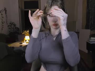 Miranda2_0 April 24, 2025 Chaturbate stream image
