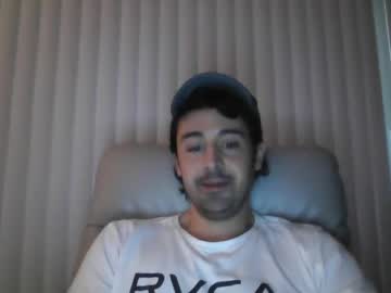 Luxton33 April 24, 2025 Chaturbate stream image