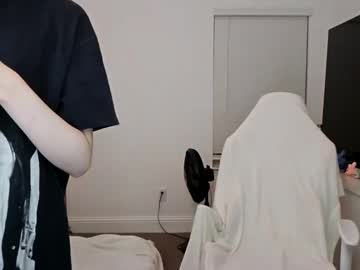 Emilyfox5 April 24, 2025 Chaturbate stream image