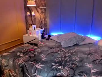 Isabelredrose_2 April 24, 2025 Chaturbate stream image