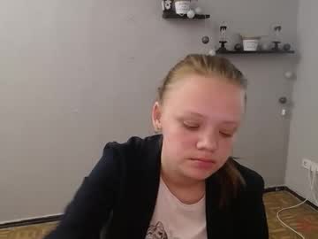 Layralove April 24, 2025 Chaturbate stream image