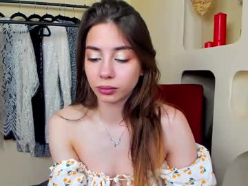 Luci_Cute1 April 24, 2025 Chaturbate stream image