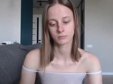 Favoriteyour April 24, 2025 Chaturbate stream image