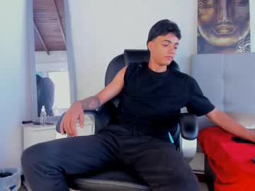 Pio_Wonka April 24, 2025 Chaturbate stream image