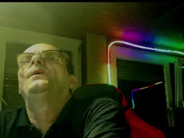 R_2d2_ April 24, 2025 Chaturbate stream image