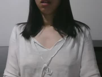 Axuepetitt April 24, 2025 Chaturbate stream image