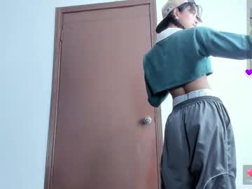 Applehot_Lr April 25, 2025 Chaturbate stream image