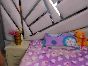 Emmily_Walker April 25, 2025 Chaturbate stream image