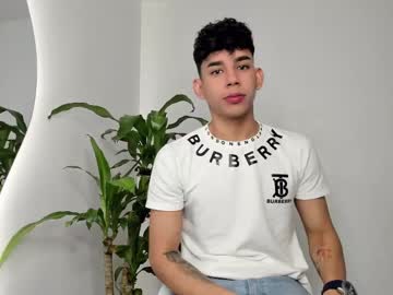 Andrew_Twink18 April 25, 2025 Chaturbate stream image