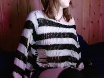 Femboyflowers April 25, 2025 Chaturbate stream image
