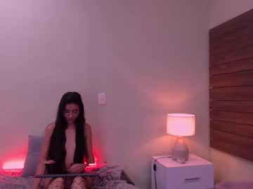 Karol_Yesenia April 25, 2025 Chaturbate stream image