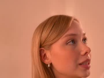 April_Blush April 25, 2025 Chaturbate stream image