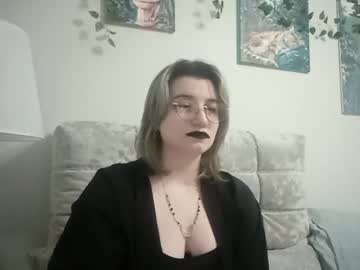 Kristenhall April 25, 2025 Chaturbate stream image