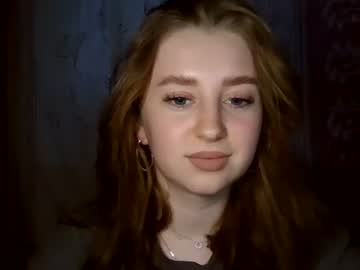 Elizabet_18 April 25, 2025 Chaturbate stream image