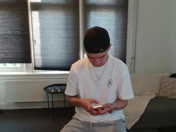 _Mario_Bitz_ April 25, 2025 Chaturbate stream image