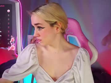 Fiona_Powerpuff April 25, 2025 Chaturbate stream image
