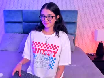 Karoline_Jones_ April 25, 2025 Chaturbate stream image