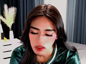 Jhuliana_And_Charles_Room April 26, 2025 Chaturbate stream image