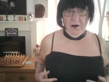 Trinity1011 April 26, 2025 Chaturbate stream image