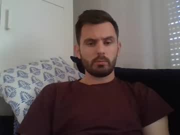 Brunettewithbeard28 April 26, 2025 Chaturbate stream image
