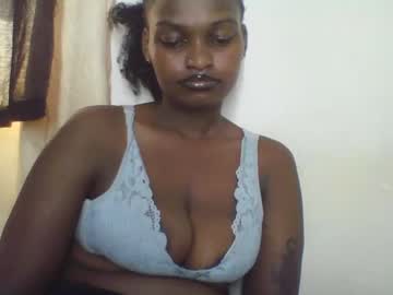 Prettysmiless April 26, 2025 Chaturbate stream image
