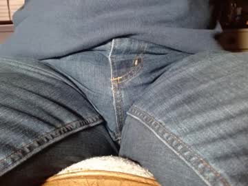 Fuzzyblues April 26, 2025 Chaturbate stream image