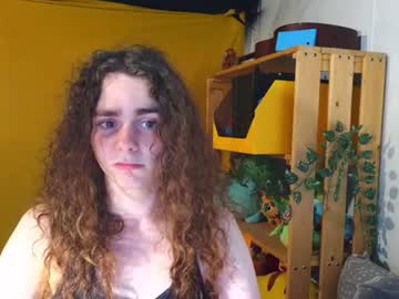 Aloneclover4 April 27, 2025 Chaturbate stream image