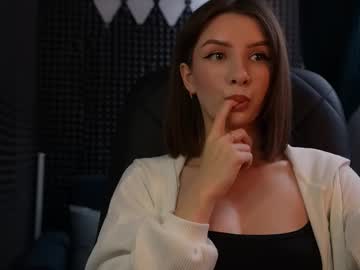 Malyshkaaa22 April 27, 2025 Chaturbate stream image