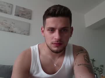 Roberto_Twink1 April 27, 2025 Chaturbate stream image