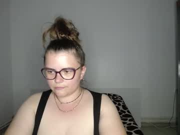 Iloveyyuu April 27, 2025 Chaturbate stream image