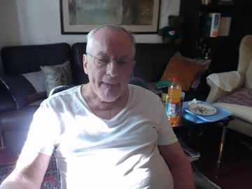 Philoumis2 April 27, 2025 Chaturbate stream image