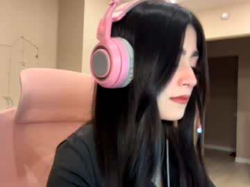 Devonaburruss April 27, 2025 Chaturbate stream image