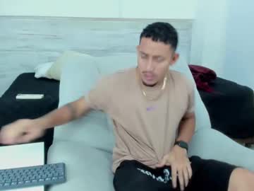 Fenix77_ April 27, 2025 Chaturbate stream image