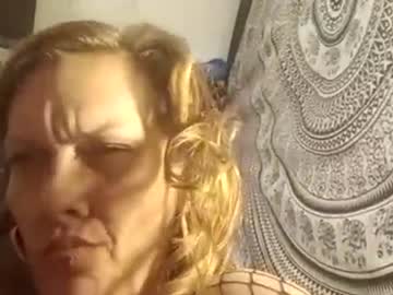 Myownqueen100 April 28, 2025 Chaturbate stream image