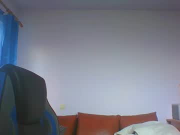 Ulmeni4 April 28, 2025 Chaturbate stream image