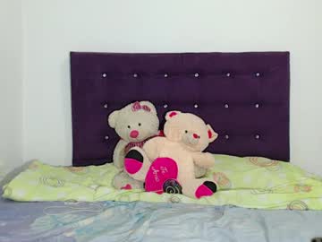 Miiaevans_ April 28, 2025 Chaturbate stream image